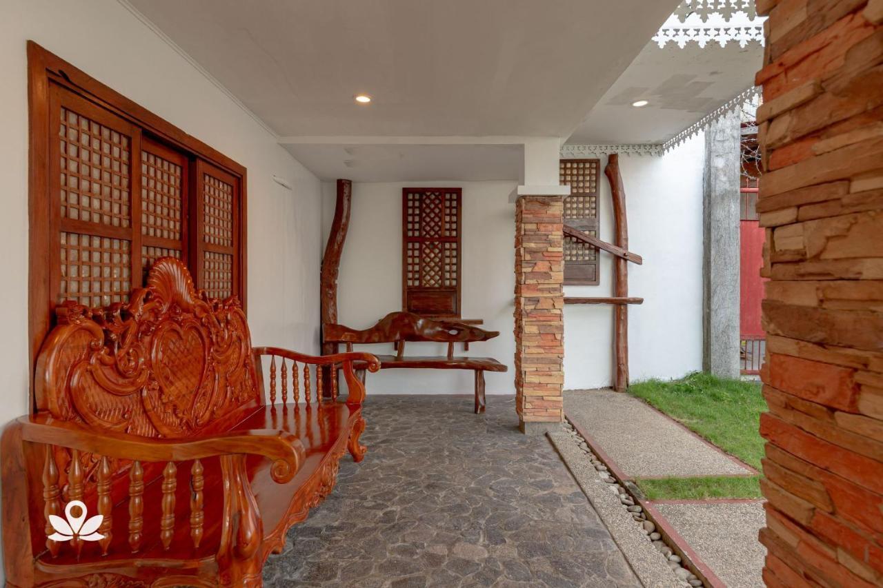 Zen Rooms Casa Lorenzo Legazpi Exteriér fotografie