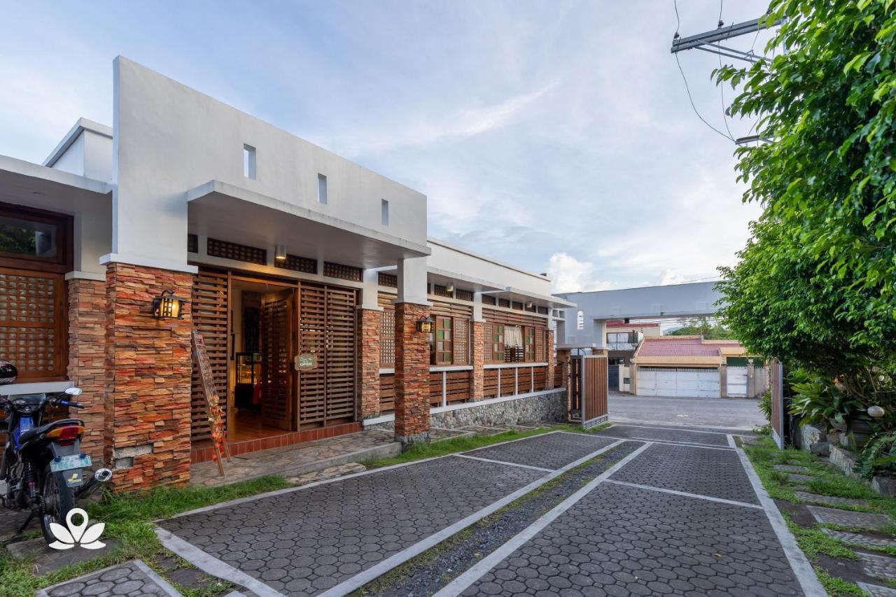 Zen Rooms Casa Lorenzo Legazpi Exteriér fotografie