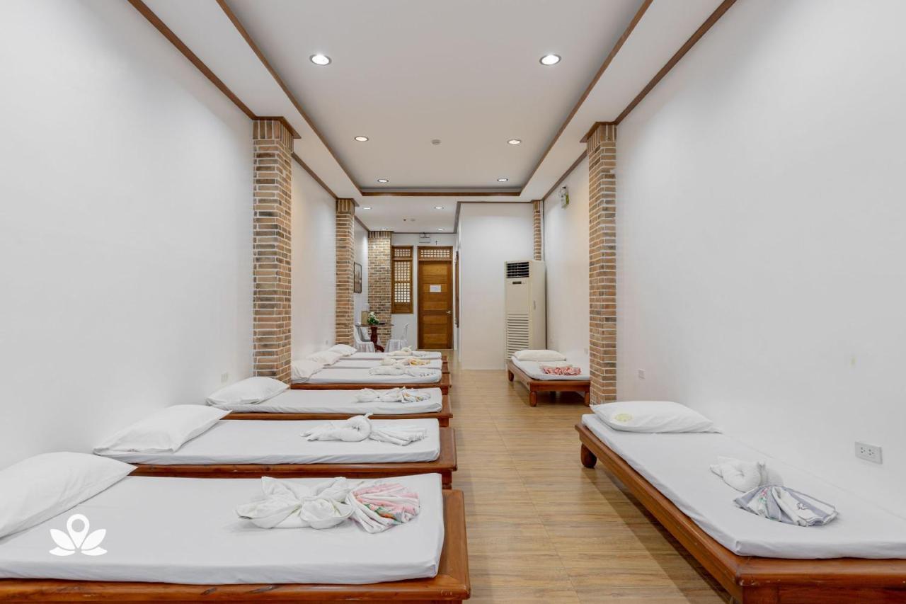 Zen Rooms Casa Lorenzo Legazpi Exteriér fotografie