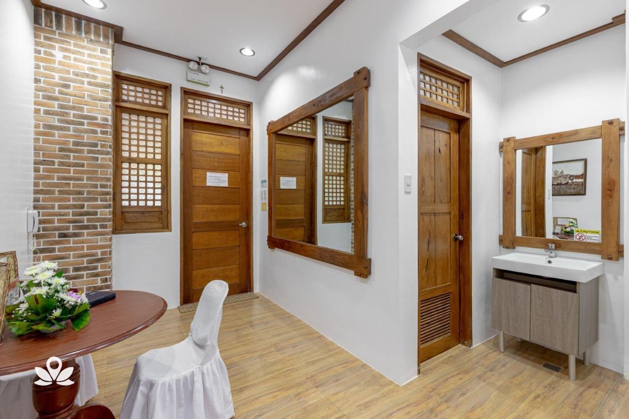 Zen Rooms Casa Lorenzo Legazpi Exteriér fotografie